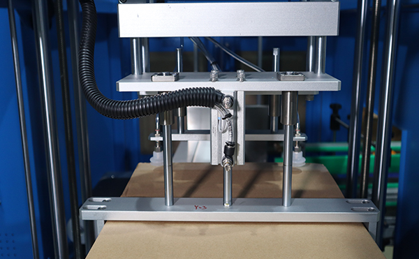 全自动插舌装盒机,插舌装盒机,封箱包装机生产厂家