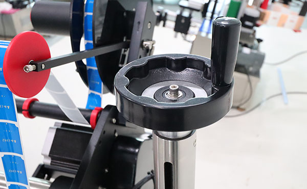 全自动贴标机,全自动贴标机厂家,贴标机生产厂家,yl23411永利集团官网