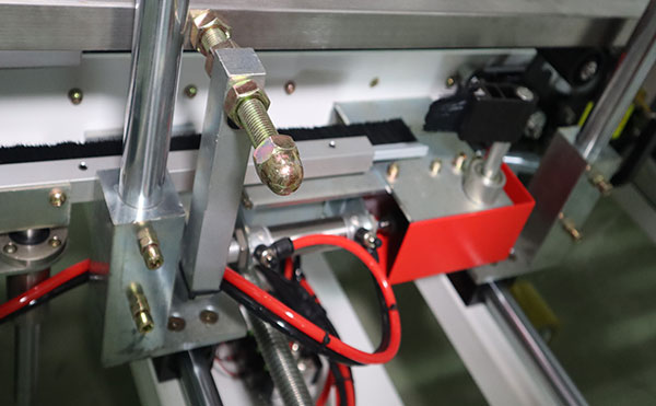 一字型全自动封箱机,全自动封箱机,封箱机